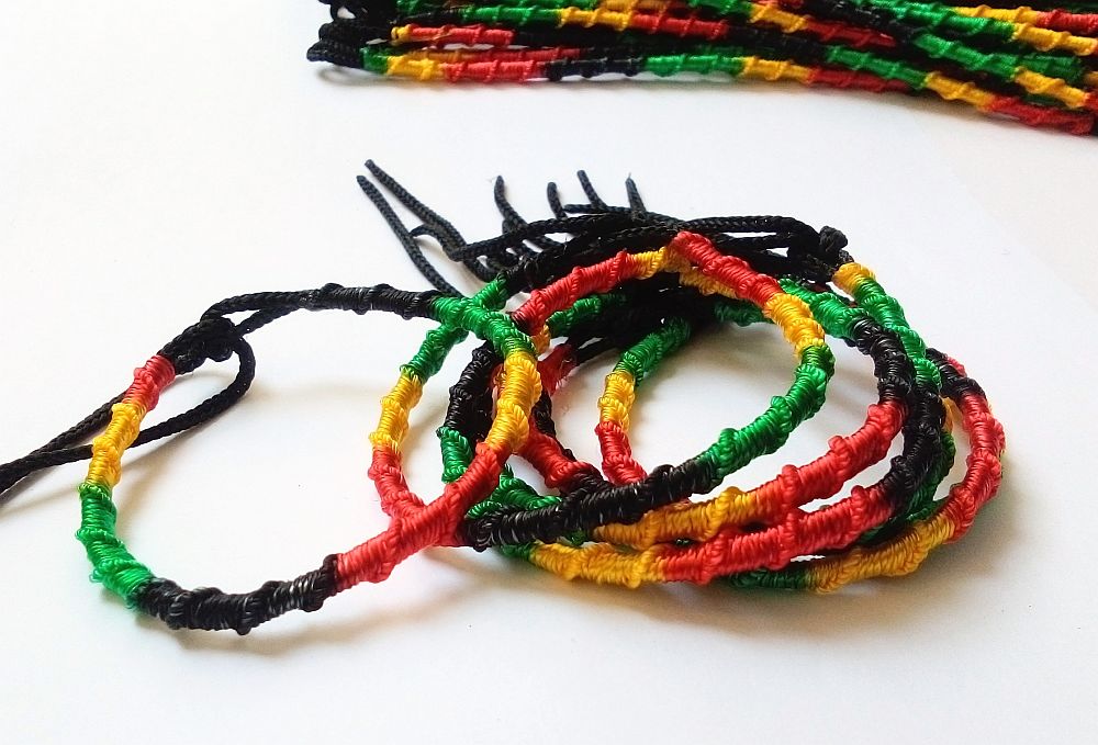Friendship Bracelets Spiral Rasta B