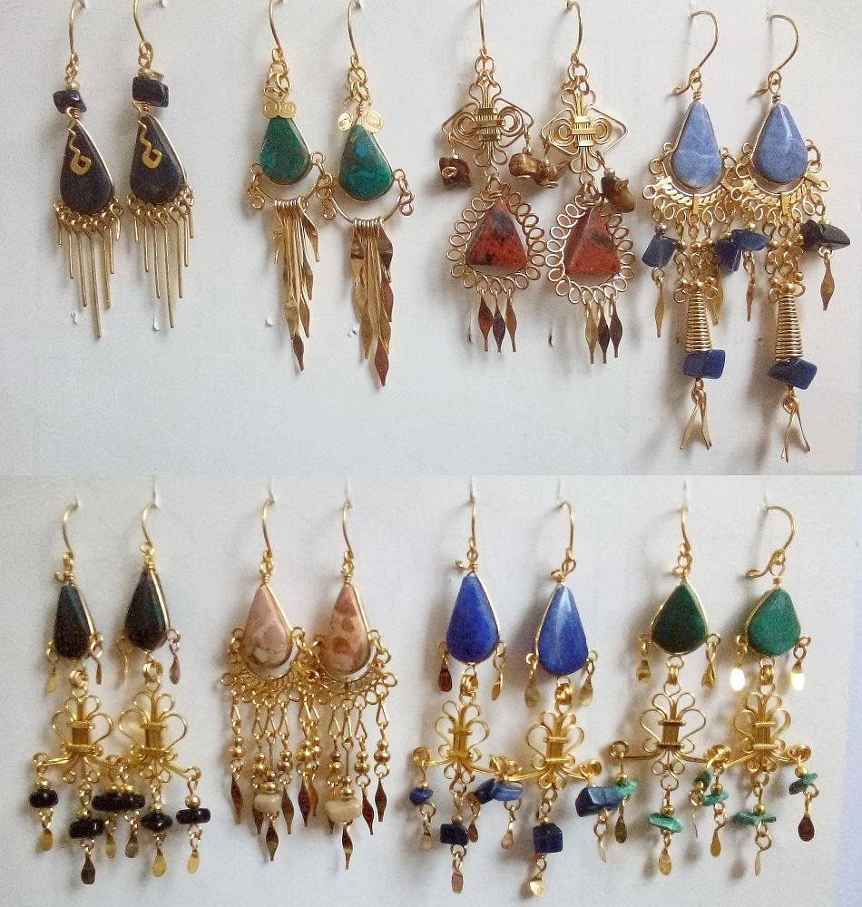 Stone Earrings with golden alpaca wire
