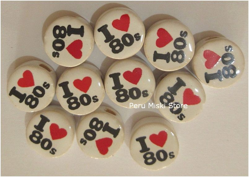 I love 80s beads
