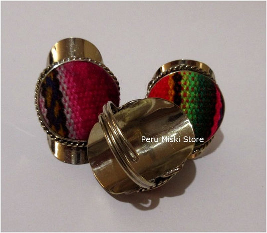 Alpaca silver rings with peruvian manta