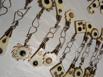 Geometric earrings with round stone beads