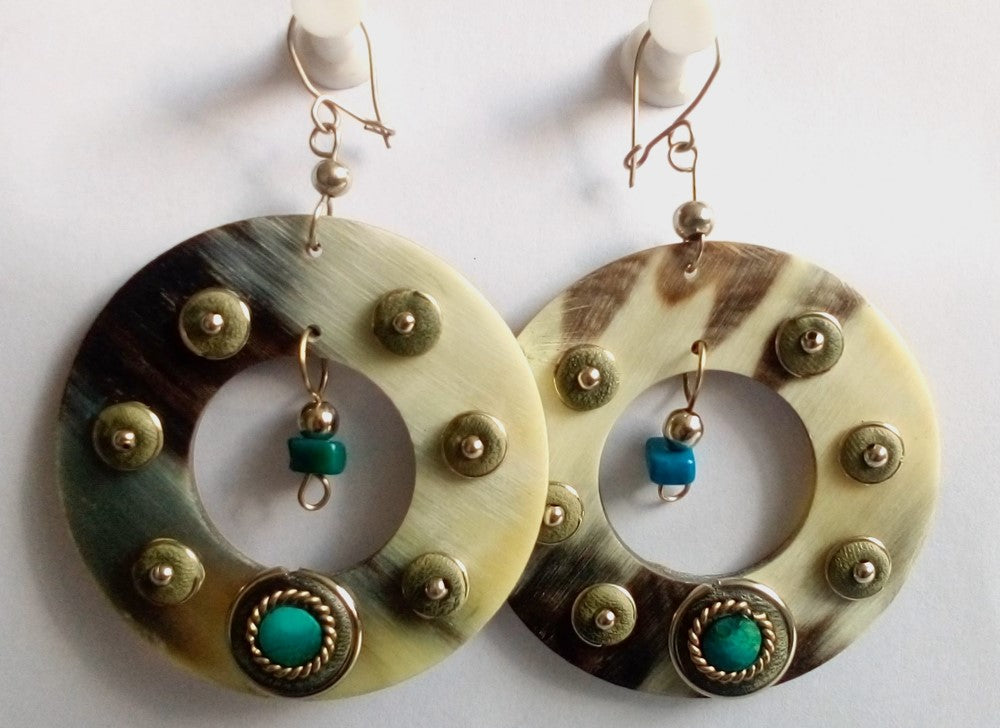 Round horn earrings