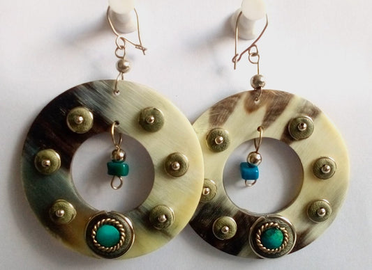 Round horn earrings