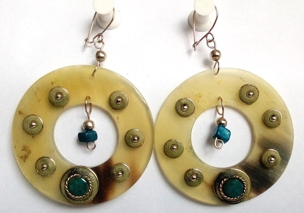 Round horn earrings