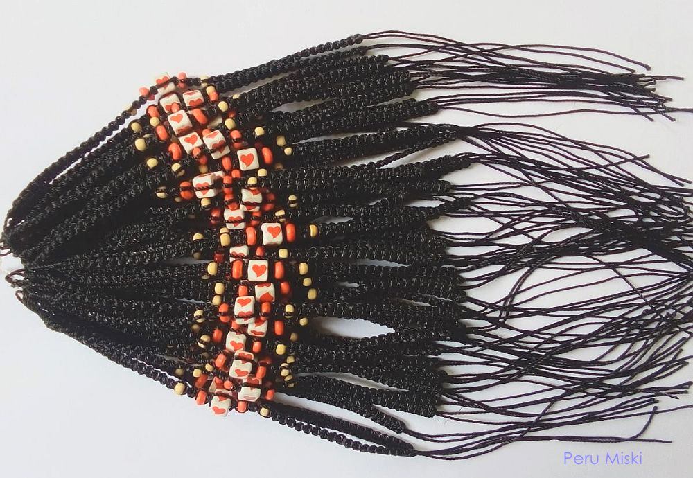 Friendship Bracelets with Dice of Hearts