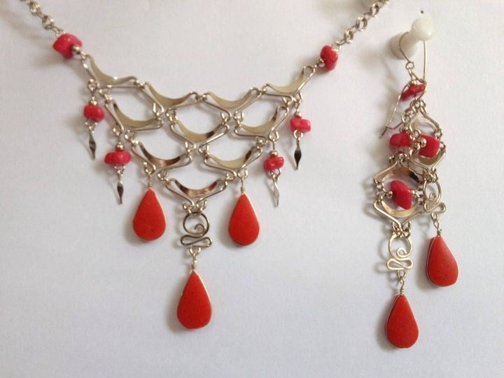 Sets, stones and alpaca silver, necklaces and matching earrings